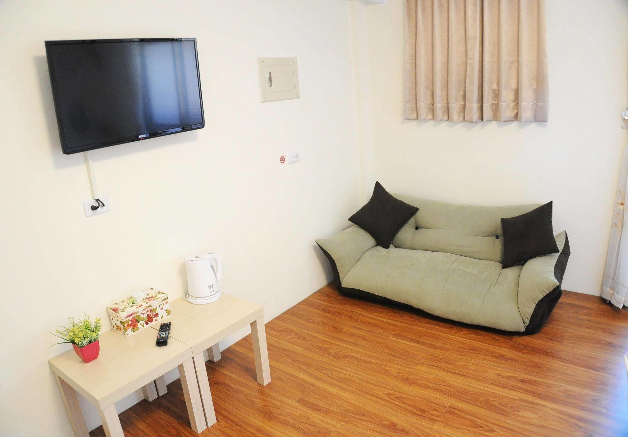 Enjoy Lane 17 B&B Taitung Экстерьер фото