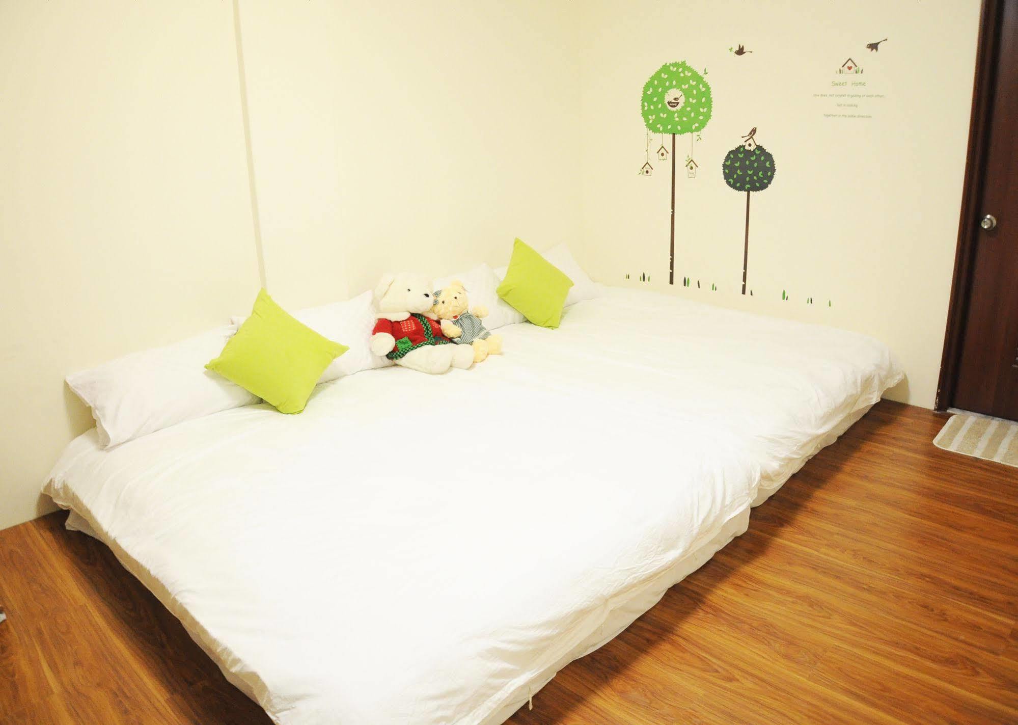 Enjoy Lane 17 B&B Taitung Экстерьер фото